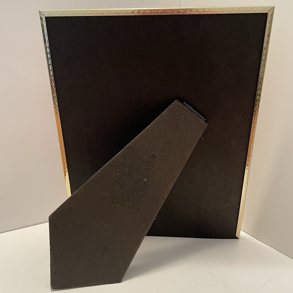 Vintage Gold Tone Metal Picture Frame 8x10Textured Border Tabletop Display MCM - Picture 5 of 6